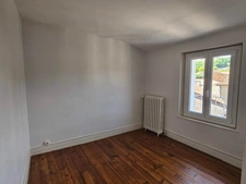 Maison - 100 m² hab - 3 chambres - Garage + extérieur - Vertaizon