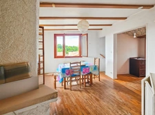 Maison avec jardinet et sous sol à Vertaizon