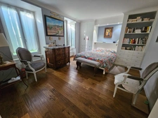 Superbe demeure de caractère en pierres – 220 m² habitables – Terrain, piscine, dépendances – CHAURIAT ( 63)