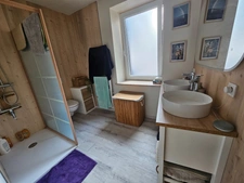 Maison de bourg -88m2 - 3 pièces - petite terrasse -   BEAUMONT (63110)