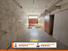 Maison à vendre 8 pièces - 6 chambres- terrain de 884 m2 - belle vue dégagée -LA ROCHE BLANCHE (63)