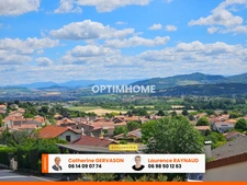 Maison à vendre 8 pièces - 6 chambres- terrain de 884 m2 - belle vue dégagée -LA ROCHE BLANCHE (63)