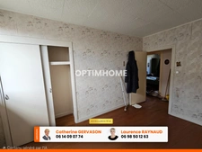 Maison à vendre 8 pièces - 6 chambres- terrain de 884 m2 - belle vue dégagée -LA ROCHE BLANCHE (63)