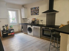 Maison de bourg -88m2 - 3 pièces - petite terrasse -   BEAUMONT (63110)