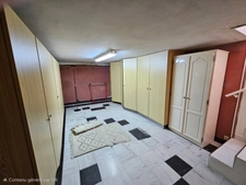 Maison 4 pièces -3 chambres- plusieurs garages -Beau terrain  2000 m2 - PERIGNAT LES SARLIEVE (63)