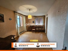 Maison à vendre 8 pièces - 6 chambres- terrain de 884 m2 - belle vue dégagée -LA ROCHE BLANCHE (63)