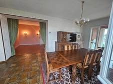 Maison à vendre 4 chambres- 2 garages- terrain 767 m2- LA ROCHE BLANCHE (63670)