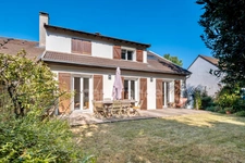 Maison à vendre 8pièces en excellent état IVRY SUR SEINE (94) Centre-ville proche du métro avec jardin arboré