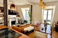 Appartement à louer 3 pièces PARIS 20EME ARRONDISSEMENT (75) en excellent état avec balcon au 6eme étage