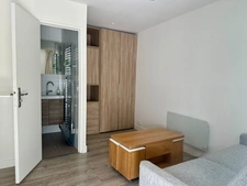 Appartement à louer 1 pièces PARIS 18EME ARRONDISSEMENT (75)
