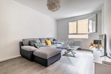 Appartement à vendre 2 pièces 48,70 m² PARIS 20EME ARRONDISSEMENT (75) en excellent état au sein d'une résidence standing