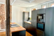 Appartement à louer 3 pièces PARIS 20EME ARRONDISSEMENT (75) en excellent état avec balcon au 6eme étage