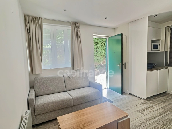 Appartement à louer 1 pièces PARIS 18EME ARRONDISSEMENT (75)