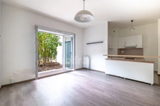 Appartement à vendre 3 pièces PANTIN (93) à proximité du métro, en rez-de-jardin avec terrasse arborée au sein d'un immeuble contemporain