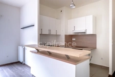 Appartement à vendre 3 pièces PANTIN (93) à proximité du métro, en rez-de-jardin avec terrasse arborée au sein d'un immeuble contemporain