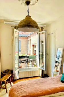 Appartement à louer 3 pièces PARIS 20EME ARRONDISSEMENT (75) en excellent état avec balcon au 6eme étage