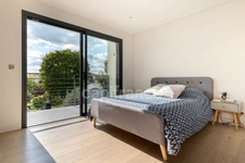 House for sale P6 FONTENAY SOUS BOIS (94) in the heart of Rigollots, 215 m² with wooded garden, terraces and balconies