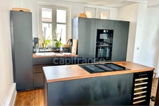 Appartement à louer 3 pièces PARIS 20EME ARRONDISSEMENT (75) en excellent état avec balcon au 6eme étage