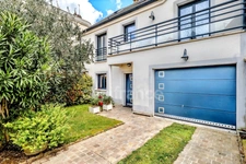 Maison à vendre P8 FONTENAY SOUS BOIS (94) au cœur des Rigollots, en limite de VINCENNES, 215 m² avec jardin arboré, terrasse et balcon