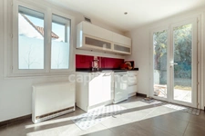 Maison à vendre 8pièces en excellent état IVRY SUR SEINE (94) Centre-ville proche du métro avec jardin arboré