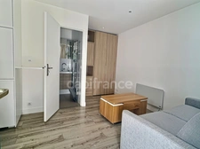 Appartement à louer 1 pièces PARIS 18EME ARRONDISSEMENT (75)