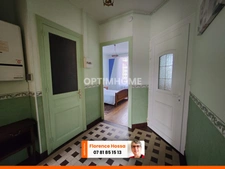 À Louer Appartement 2 Pièces Rénové et Meublé au Centre-Ville de Gueugnon