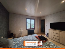 ? Charmante maison mitoyenne rénovée avec goût – aucun travaux à prévoir ! Saint-Vallier 71