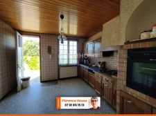 MAISON SUR SOUS-SOL AVEC GRAND TERRAIN A VENDENESSE SUR ARROUX