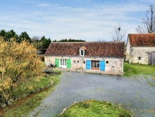 À Vendre : Corps de ferme avec potentiel locatif au Petit-Pressigny