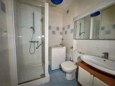 TOURS CENTRE – STUDIO 30 M² LIBRE – PARKING ET CAVE – RÉSIDENCE SERVICES SENIORS L’ORANGERIE