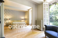 SUD SEINE & MARNE - MAISON DE 215 M2 ET SON PARC DE 14 000M2
