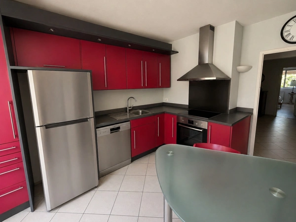 Appartement à vendre 5 pièces  ()