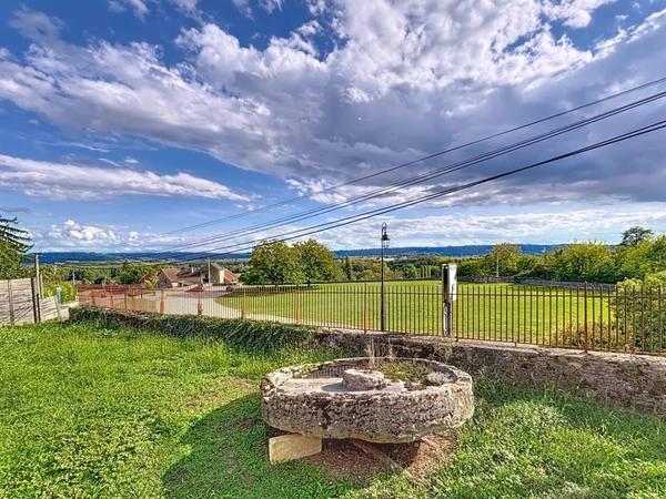 Maison à vendre 1 pièces SAINT MARCEL BEL ACCUEIL (38)