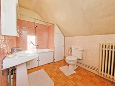 EAUBONNE - Charmante Maison Individuelle 4/5 Pièces avec Grand Jardin et Dépendances Potentielles
