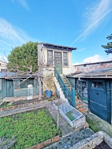 EAUBONNE - Charmante Maison Individuelle 4/5 Pièces avec Grand Jardin et Dépendances Potentielles