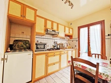 EAUBONNE - Charmante Maison Individuelle 4/5 Pièces avec Grand Jardin et Dépendances Potentielles