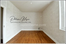 Idéal investisseur. Saint Pourcain, Maison de ville, 3 pièces, 75 m2, grenier, caves