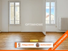 Appartement rénové centre ville T2 de 55.29m2, au 2ème étage, cave