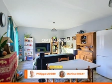 SAINT-YORRE – ENSEMBLE IMMOBILIER AVEC LOCAL COMMERCIAL ET DEUX APPARTEMENTS LOUÉS