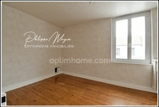 Idéal investisseur. Saint Pourcain, Maison de ville, 3 pièces, 75 m2, grenier, caves