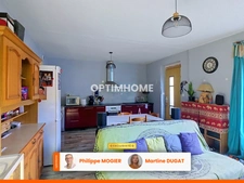 SAINT-YORRE – ENSEMBLE IMMOBILIER AVEC LOCAL COMMERCIAL ET DEUX APPARTEMENTS LOUÉS