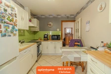 Coquet Appartement avec beaux volumes