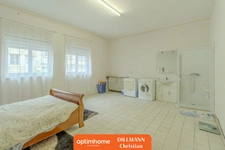 Maison jumelée et garage