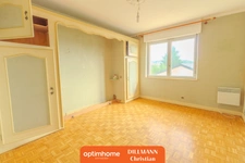 MAISON AVEC GRAND TERRAIN