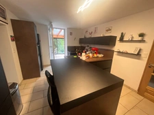 Maison familiale d'exception à Golbey (238 m²) : Espace, confort moderne et autonomie énergétique