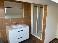 Maison familiale d'exception à Golbey (238 m²) : Espace, confort moderne et autonomie énergétique