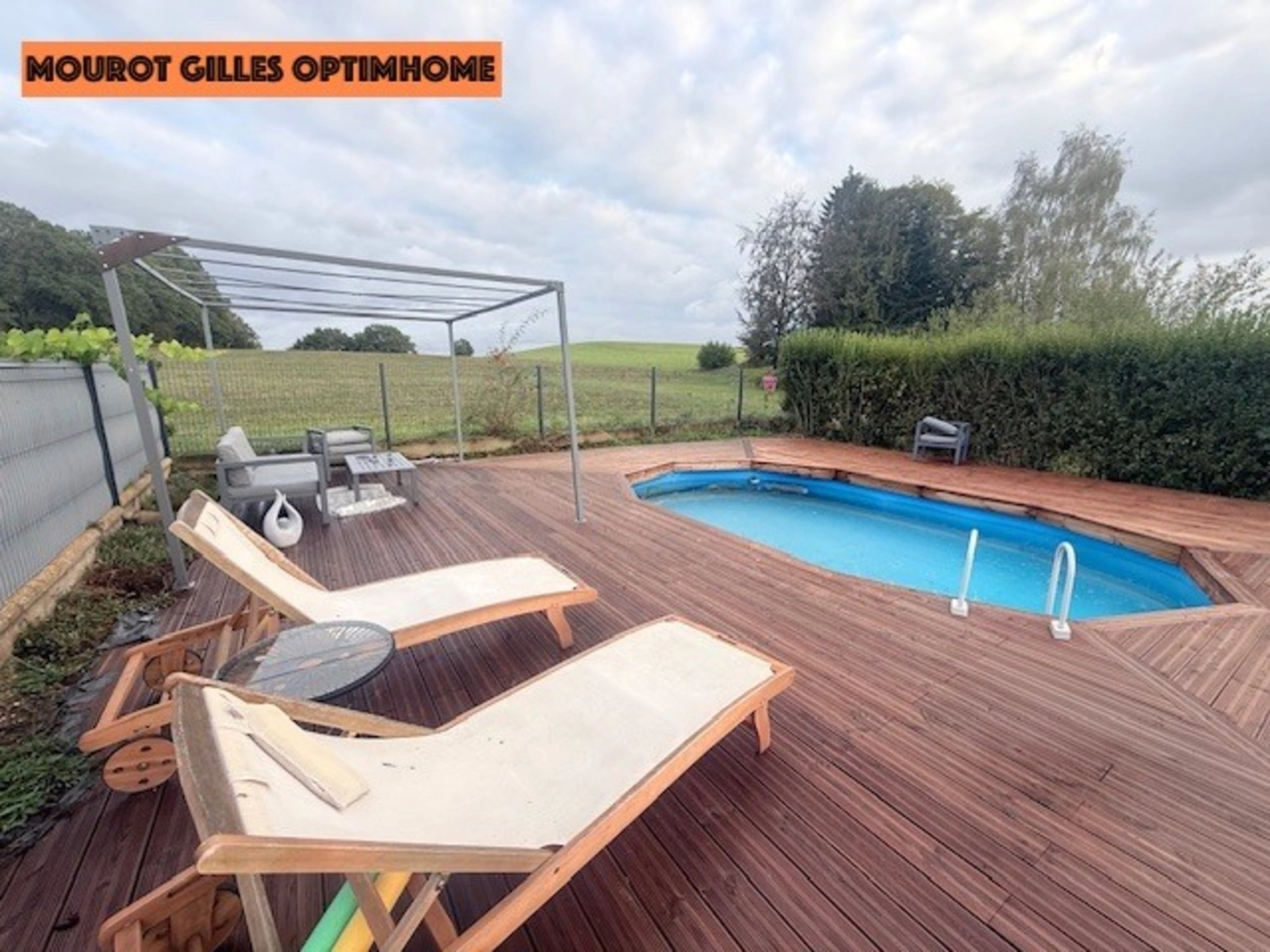 Maison 7 pièces 194 m² · à Hadol · 194 m² · 399 000 €