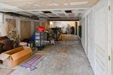 Maison traditionnelle A RENOVER ENTIEREMENT, 4 chambres, sous sol total