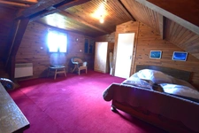 MAISON TRADITIONNELLE 5 CHAMBRES - DEPENDANCES - SOUS SOL TOTAL