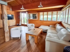 Amateurs de nature et d’authenticité, cette maison est faite pour vous !